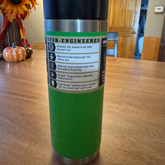 YETI-RAMBLER 18 OZ HOT SHOT BOTTLE Canopy Green NWT - Picture 4 of 11